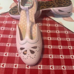 Pink Kids Shoes with Cutout Design